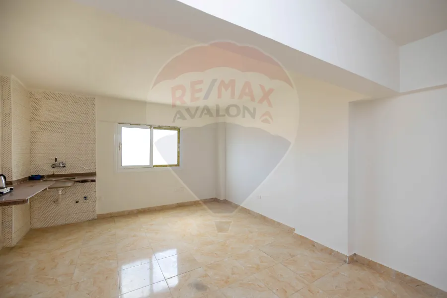 شاليه للبيع الساحل (رو مارينا)