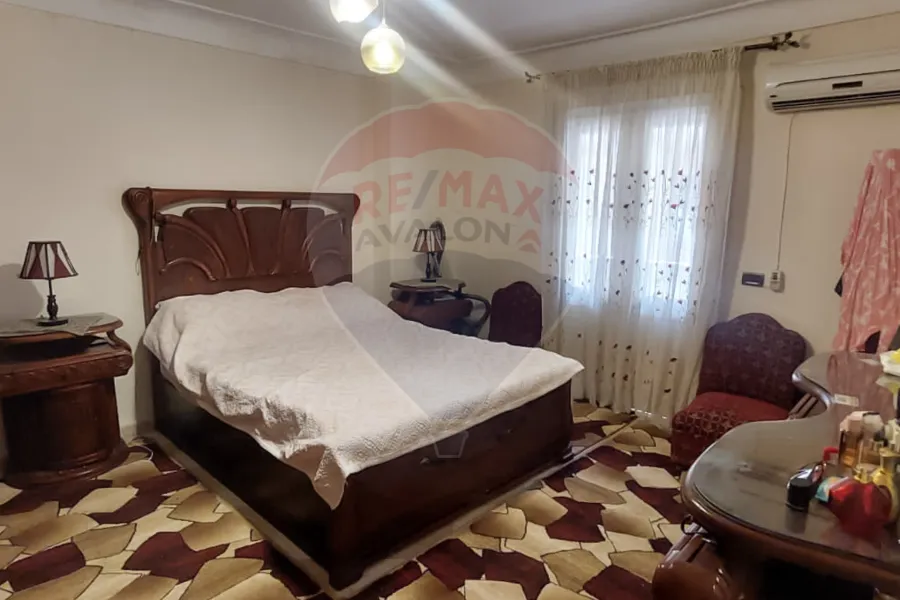 شقة للبيع 125 م صافي سموحة (ش النصر)