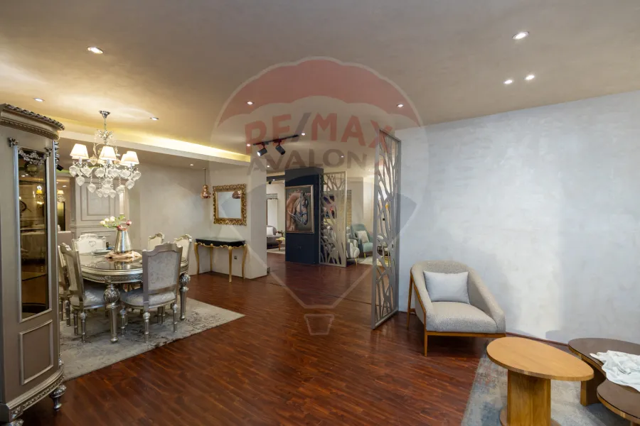 Shop for rent 600 m Louran (directly on the tram)