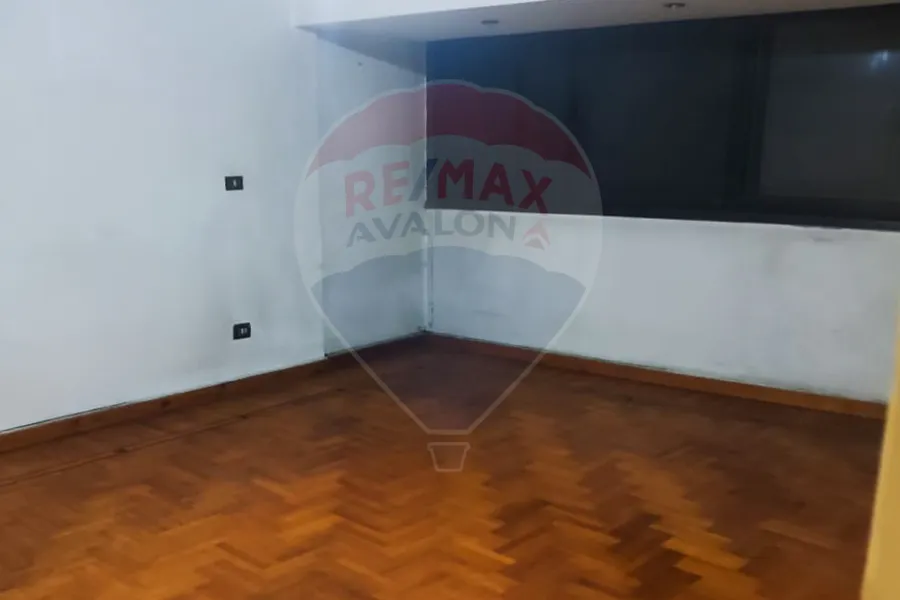 Apartment for sale 350 m Gleem (Moustafa Fahmy St)