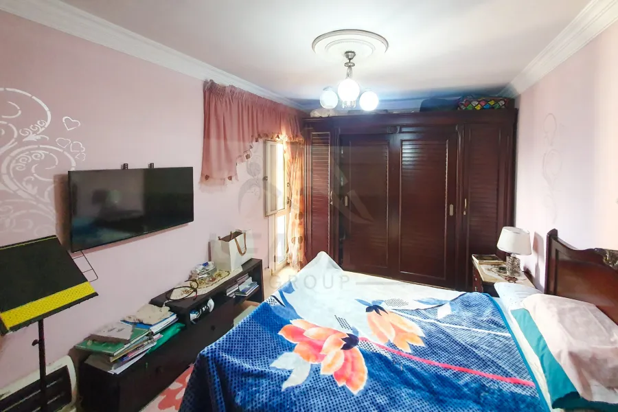 شقة للبيع 155 م السرايا (ش الدكتور رشوان)