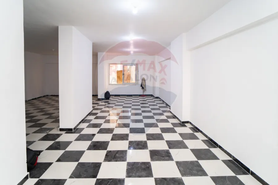 Administrative apartment for sale 220 m Sporting (steps from Abu Qir St.)