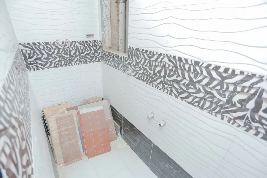 شقة للبيع 230م العصافرة (2 نمرة من البحر)