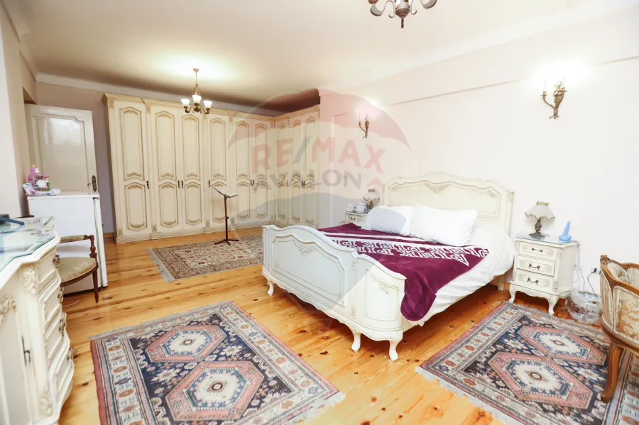 Apartment for sale 305 m Smouha (Kamal Eldin Salah st.)