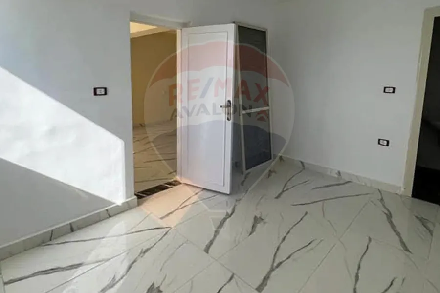 Ground floor chalet with garden For sale  (Carthage) 120 m