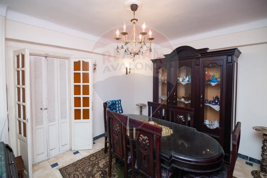 Apartment for sale 90 m sidi gaber (Steps from Marshal Street)