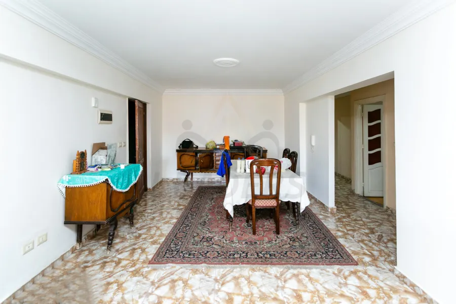 شقة للبيع 175 م سابا باشا (ش خليل مطران)