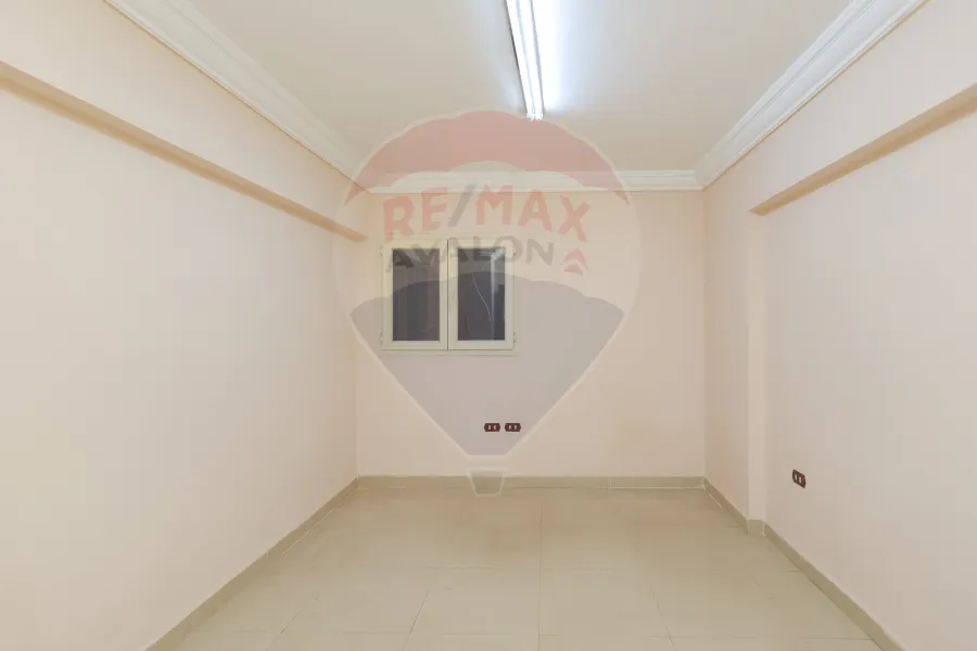 Apartment For Sale 150 m Lauran (Side sea view)