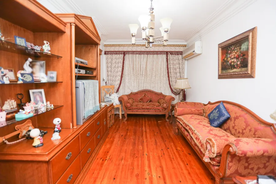 Apartment for sale 225 m Sidi gaber (Directly on the tram)