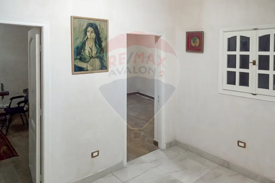 Commercial Headquarters For Rent 200 m (Mohamed Karim St.)