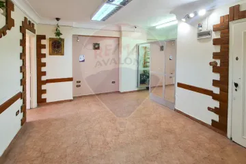 شقة إداري للبيع 65 م كامب شيزار (ش عمر لطفي)