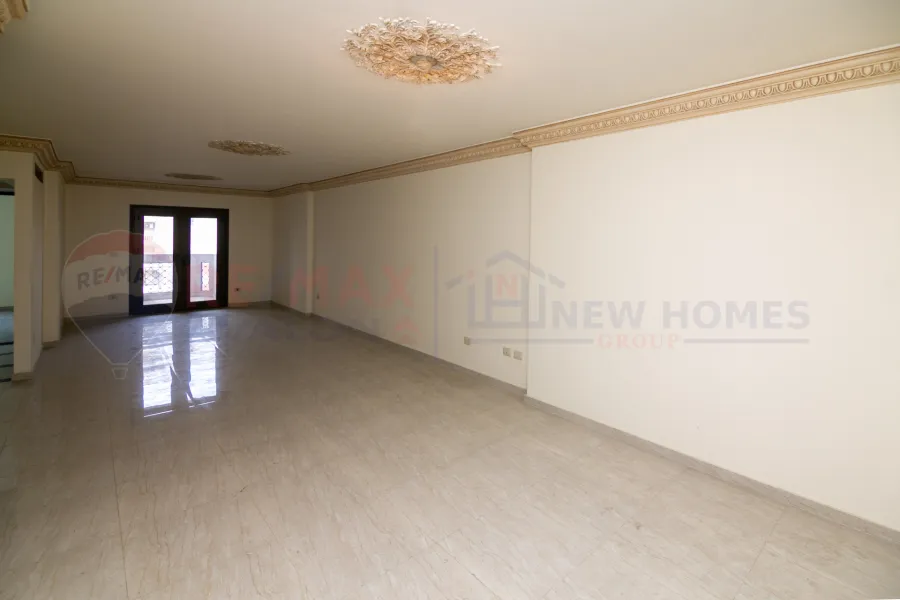 شقة للبيع 193 م لوران (برج انتركونتيننتال فورت)