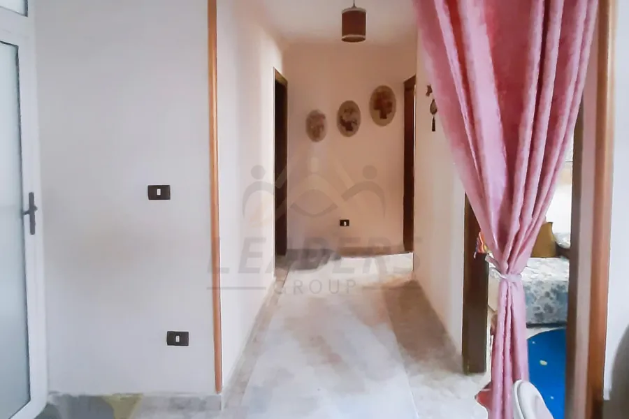 شقة للبيع 100 م سموحه (ش النصر)