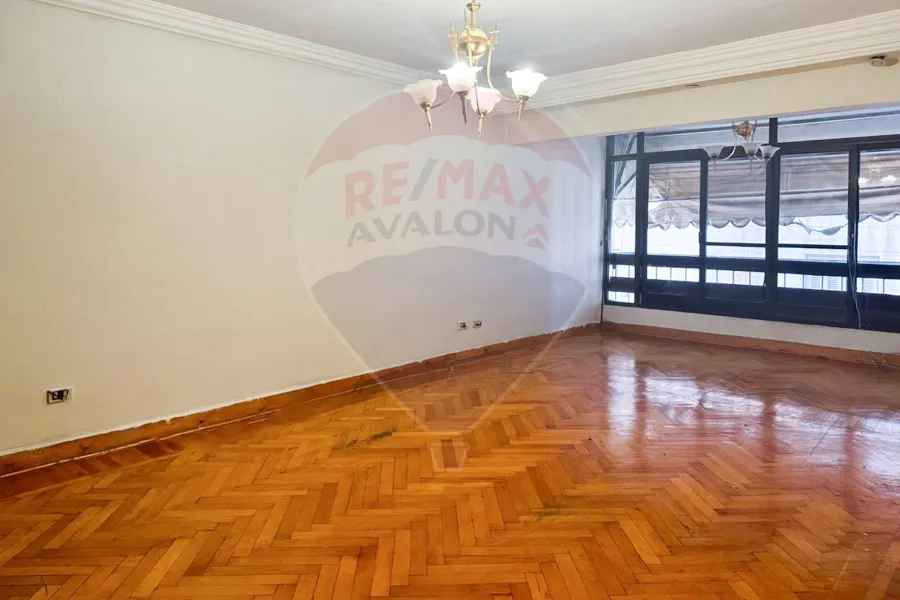 Apartment for sale in Smouha (Ismail Serry St.) 100 m
