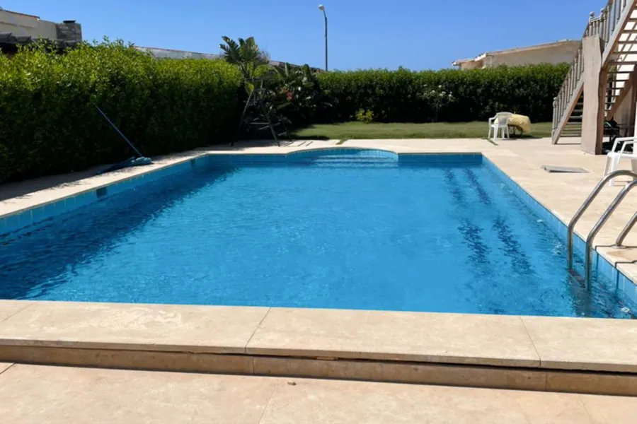 Stand alone villa for sale (Amwaj - Sidi Abdelrahman) 1,000 m