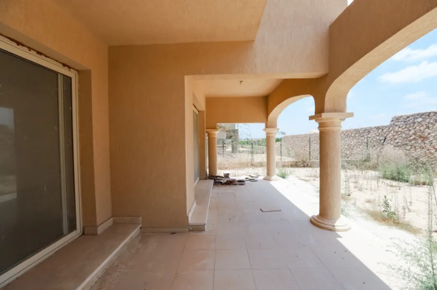 Villa for sale 726m King Marriot Alex west Compound