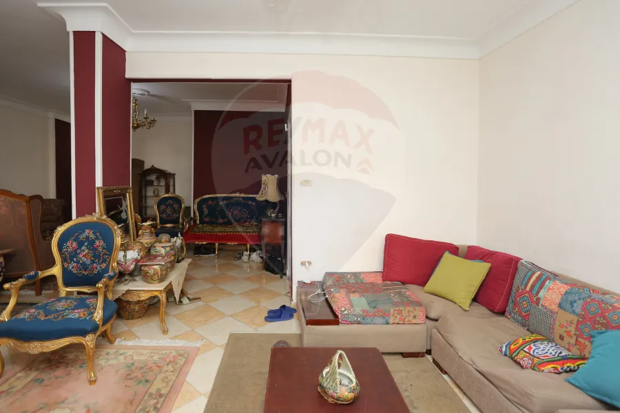 شقة للبيع 140م لوران (ش محمد دري)