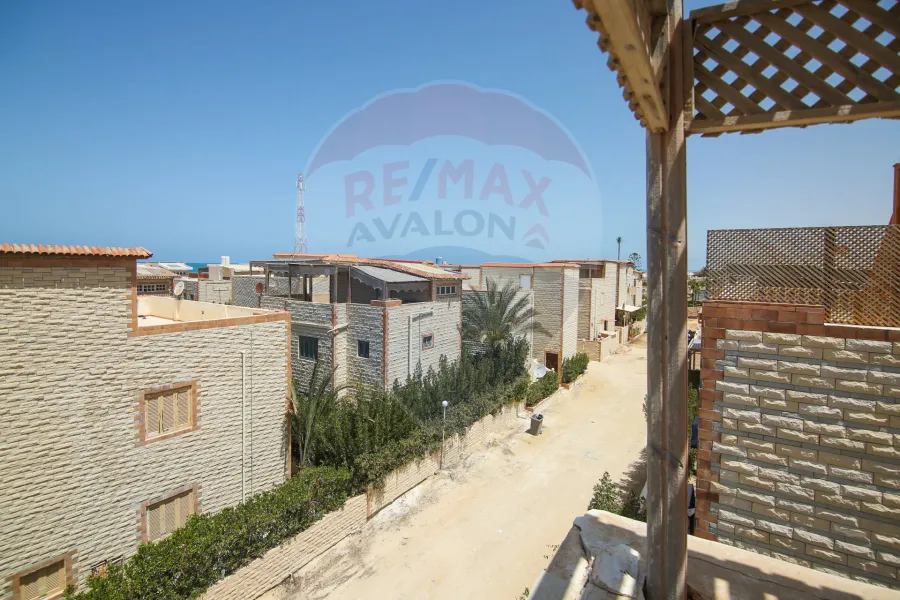 فيلا ستاند الون للبيع (حورس) 200 م