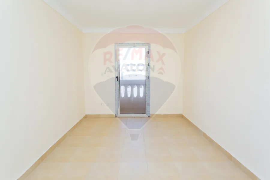 شقة للبيع 125 م سبورتنج (خطوات من البحر والترام)