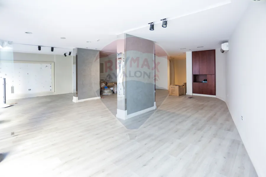 Shop For Rent 237 m Smouha (Elnasr Club St.) - Suitable For All Activities