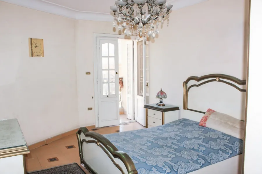 شقة للبيع 151م سيدي جابر ( علي الترام مباشرة )