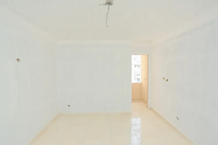 شقة للبيع 230م العصافرة (2 نمرة من البحر)