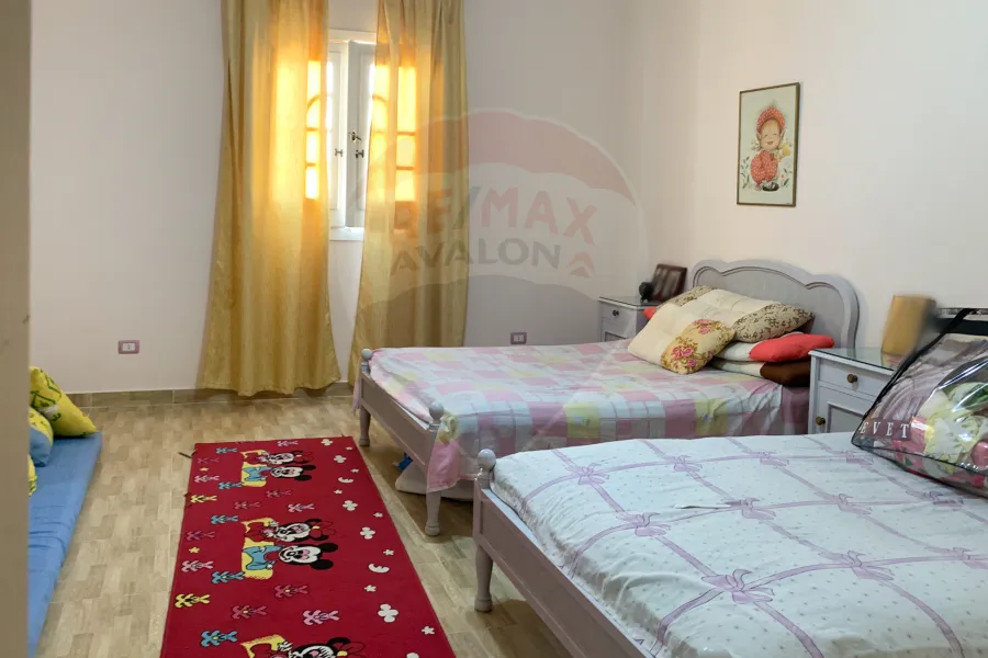 Villa registered blue contract for sale king Mariout El Kafoury Main road (Venesia Compound)1008m