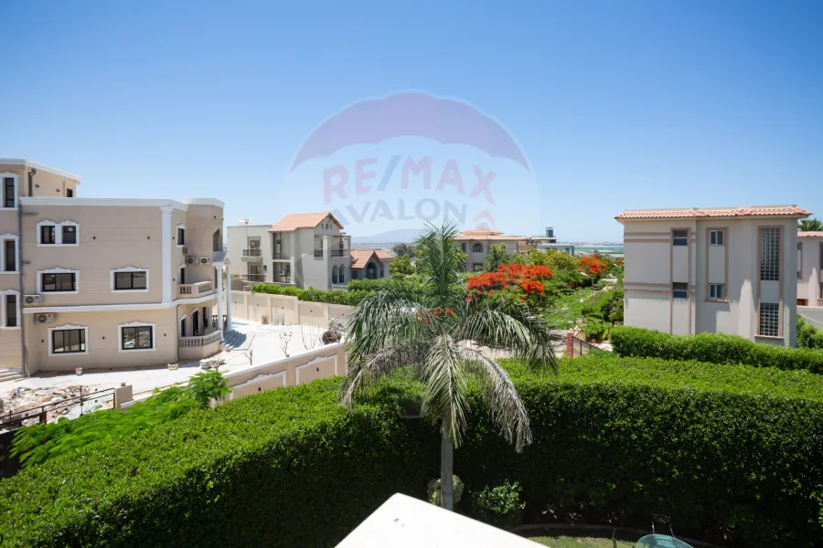 Villa for sale 530 m King mariout (Lakeside Paradise compound)