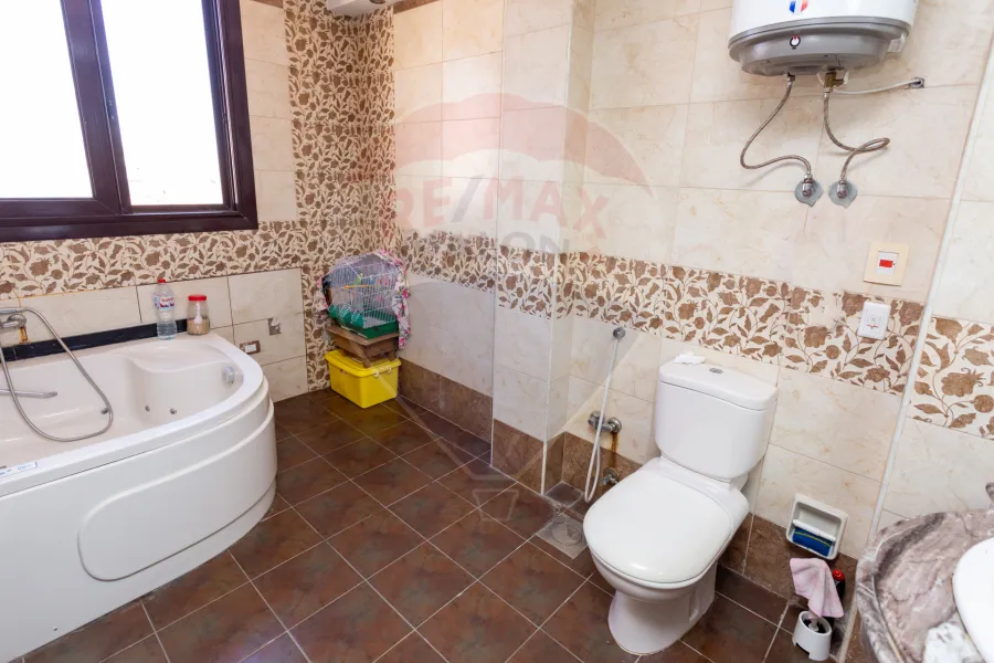 شقة للبيع 430 م  سموحه (خطوات من نادي سموحة)