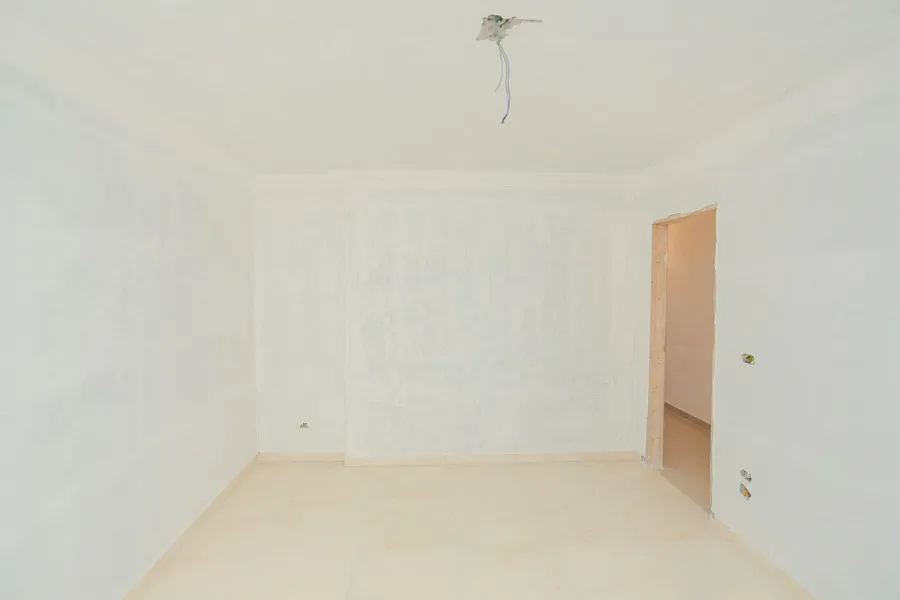 شقة للبيع 230م العصافرة (2 نمرة من البحر)