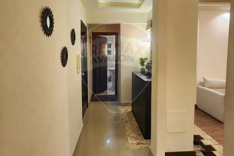 شقة للبيع 140 م سان ستيفانو (ش حامد الخولي)