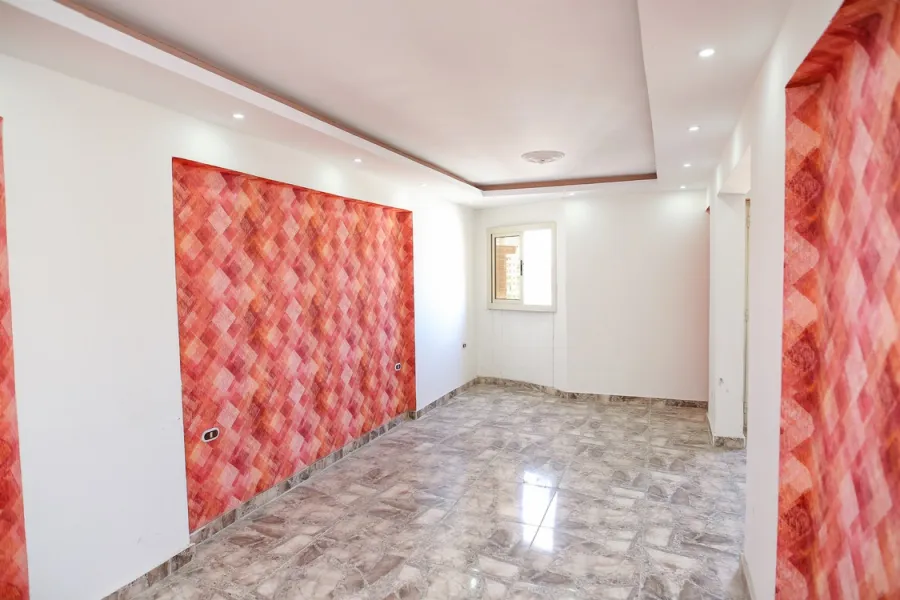 شقة للبيع 110م سيدي بشر (ش جمال عبد الناصر مباشرة)