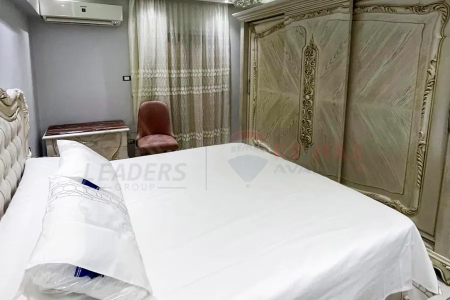 Furnished apartment for rent 100 m Smouha (in front of Zahran Mall)