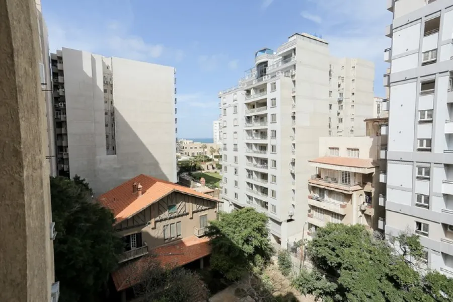 شقة للبيع 287م  ستانلي - تقاطع ش عبدالعزيز فهمي مع ش مصطفى أبو هيف