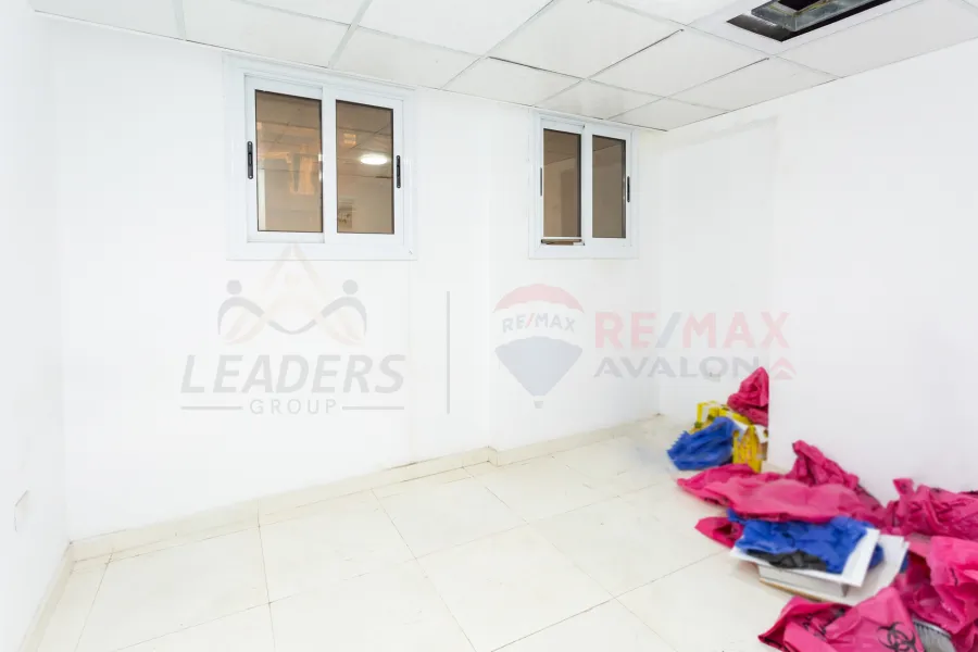 مقر اداري للإيجار 500 م وينجت (بجوار كارفور)