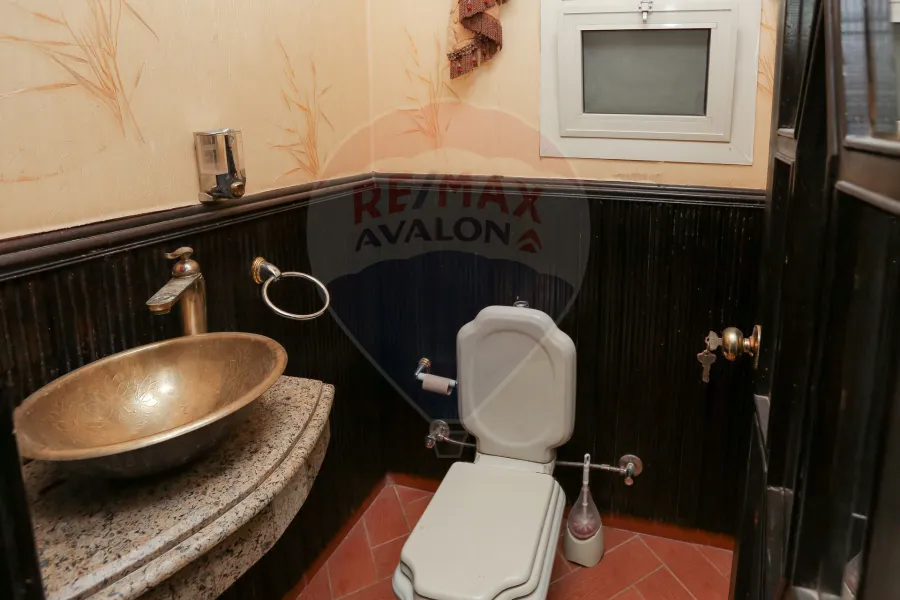 Apartment for sale 270 m Smouha (Fawzy Moaz St directly)