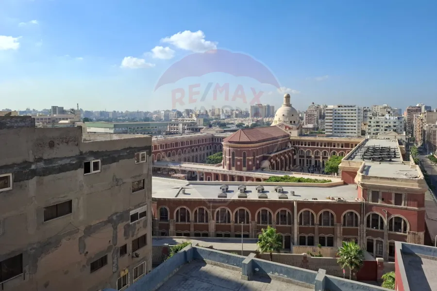 شقه للبيع 190 م كامب شيزار (ش بورسعيد الرئيسي)