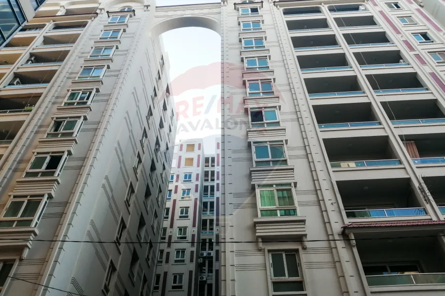 Apartment For Sale 138 m Smouha ( Elryada St.)- Half Finished