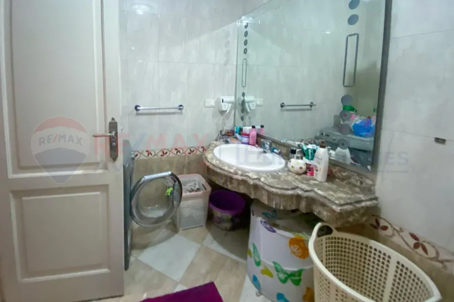 Apartment for sale 240 m Smouha (Qudah Division)