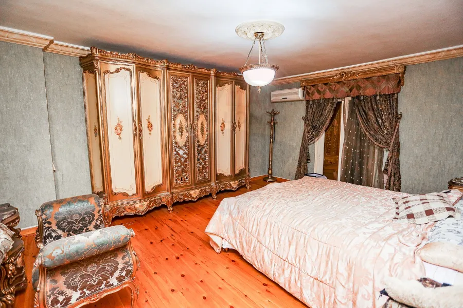 شقة للبيع 315 م جليم (علي البحر مباشرة)