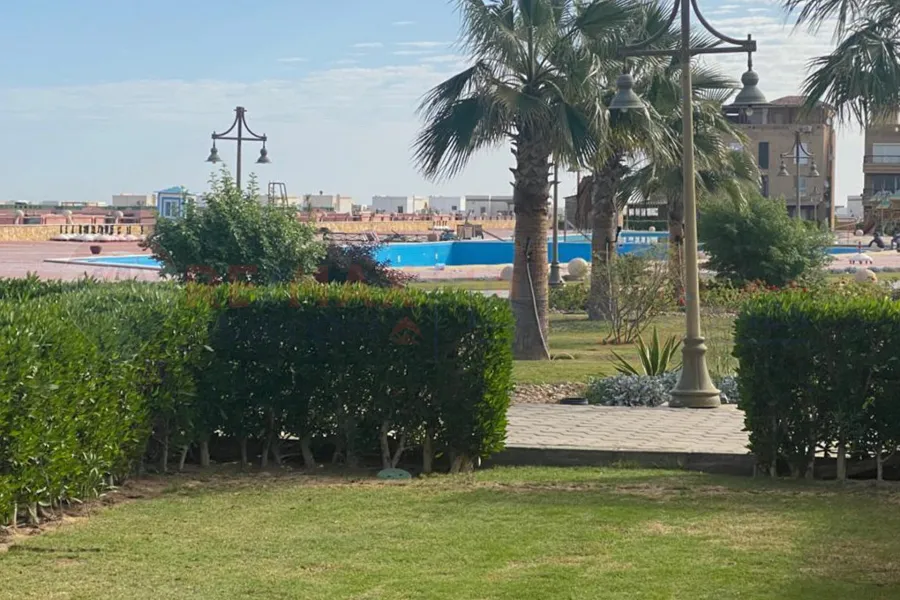 شاليه ارضي بجاردن للبيع (بلومار - سيدي عبدالرحمن) 110 م