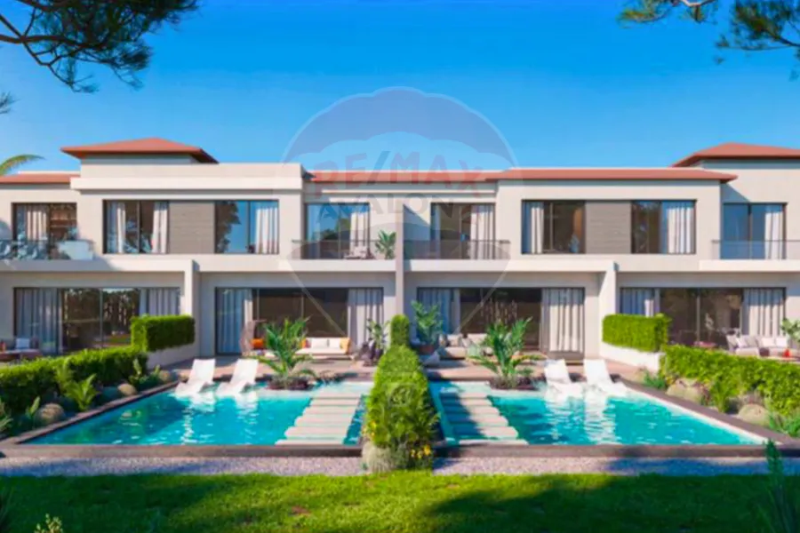 فيلا تاون هاوس 230 م للبيع 6 اكتوبر (كومبوند باديه