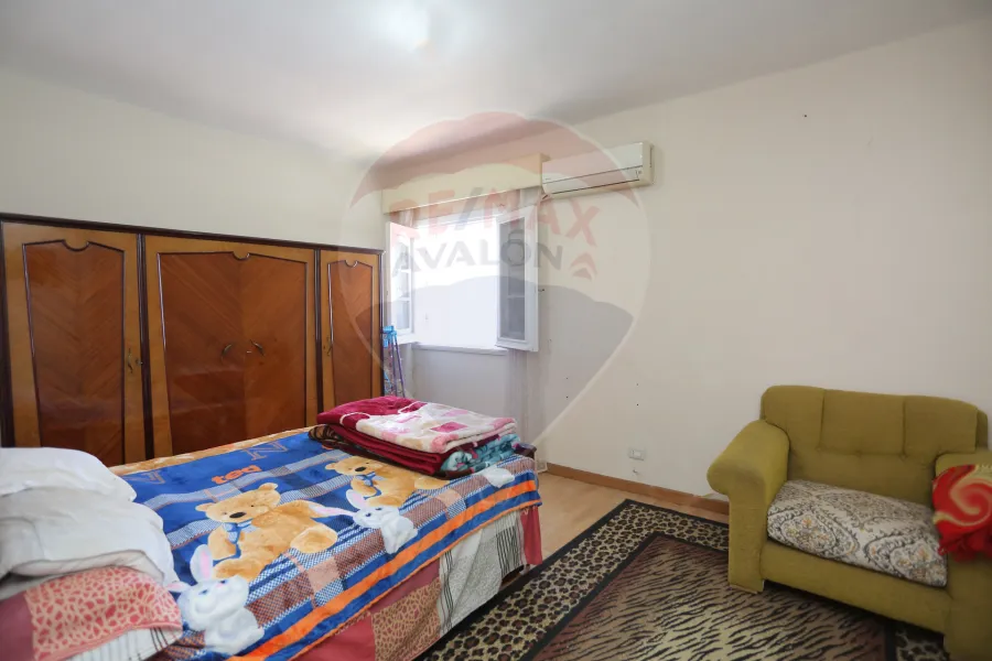 شقة للبيع 145م مصطفى كامل (مساكن الظباط )