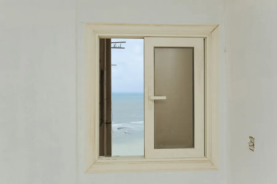 شقة للبيع 230م العصافرة (2 نمرة من البحر)