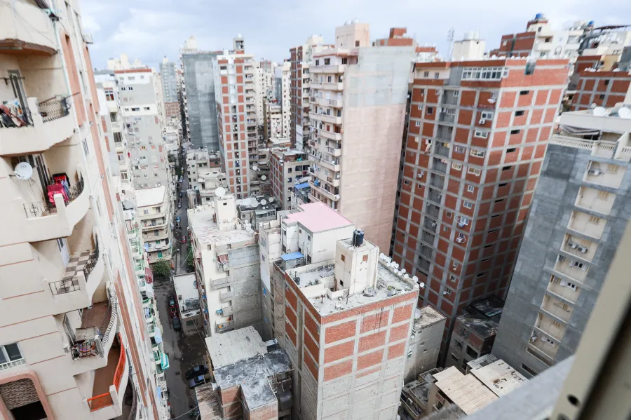 شقة للبيع 140 م سيدي بشر ( متفرع من خالد بن الوليد )