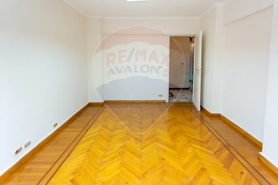 Apartment for sale 105 m Smouha (Victor Emmanuel Square)