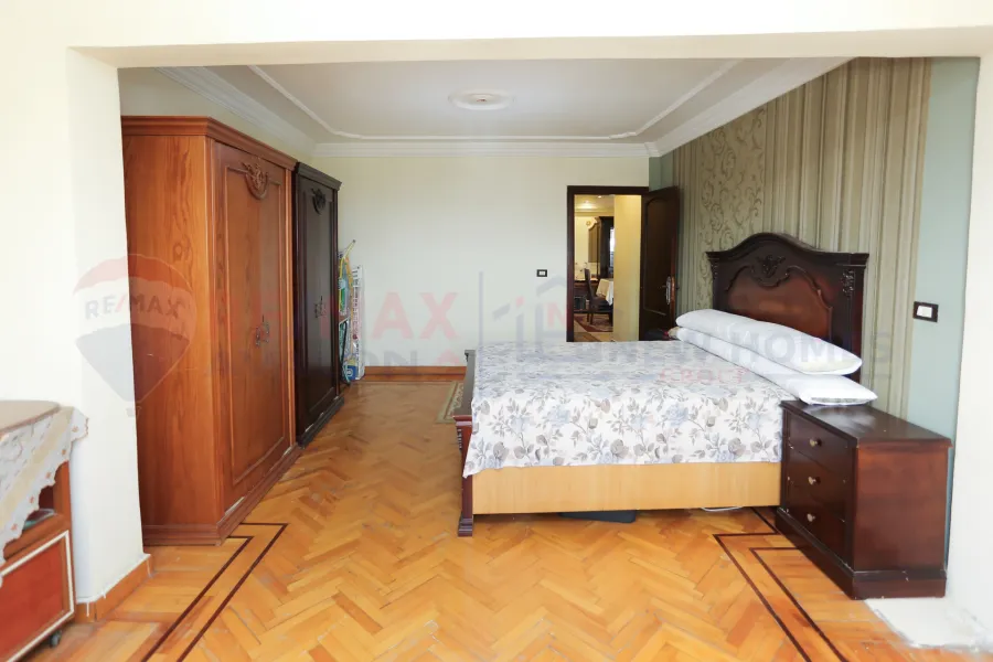 Apartment for sale 250 m Sporting (Port Said main st.)