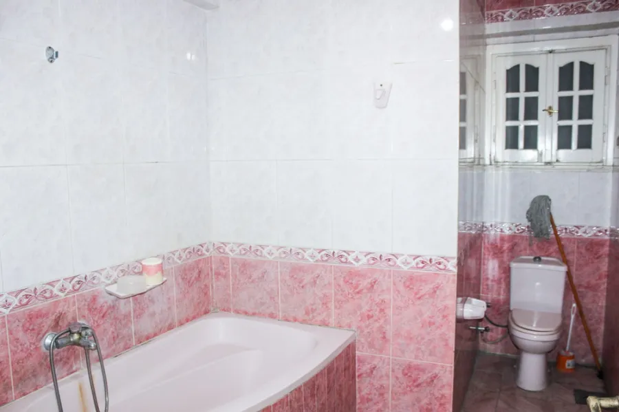 شقة للبيع 151م سيدي جابر ( علي الترام مباشرة )