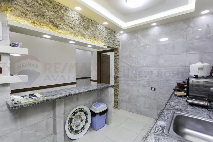 شقة للبيع 100 م سموحة (تعاونيات سموحة)