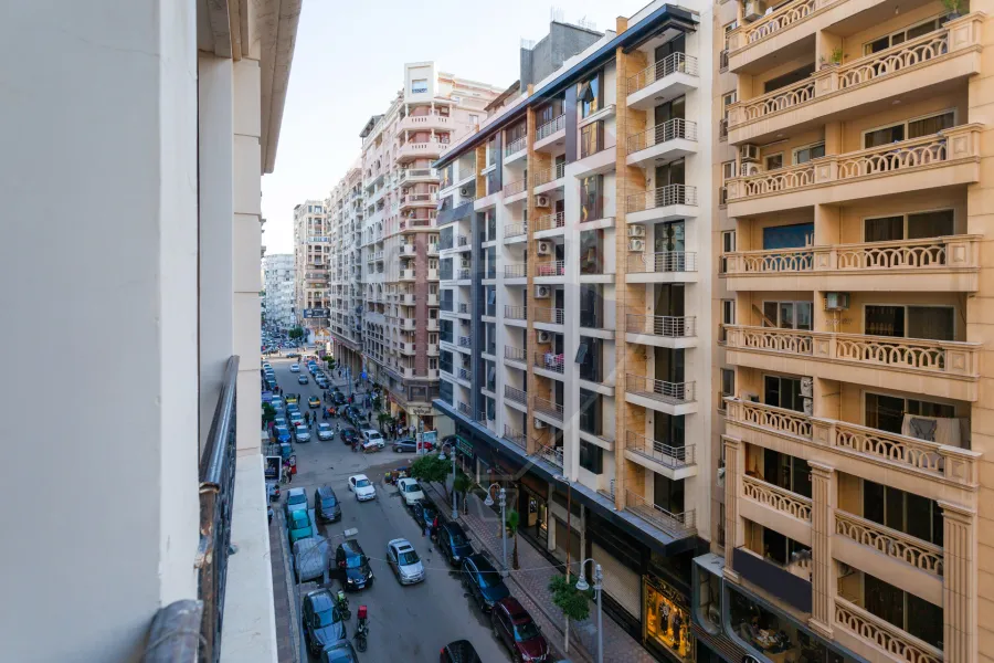 شقة مرخصة للبيع 204 م سموحة (ش بهاء الدين الغتوري - عمارة براند)